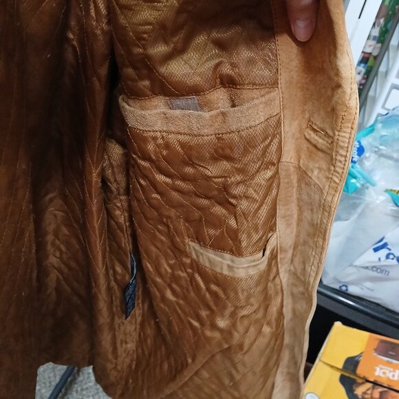 Men's Tan Suede Fringe Jacket - Picture 10 of 16